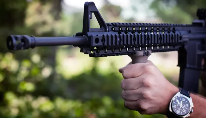 Can You Put An Angled Foregrip On An AR Pistol